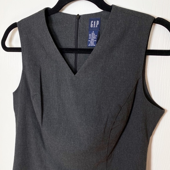 NWT GAP A-Line V-Neck Sleeveless Dress - Picture 3 of 5